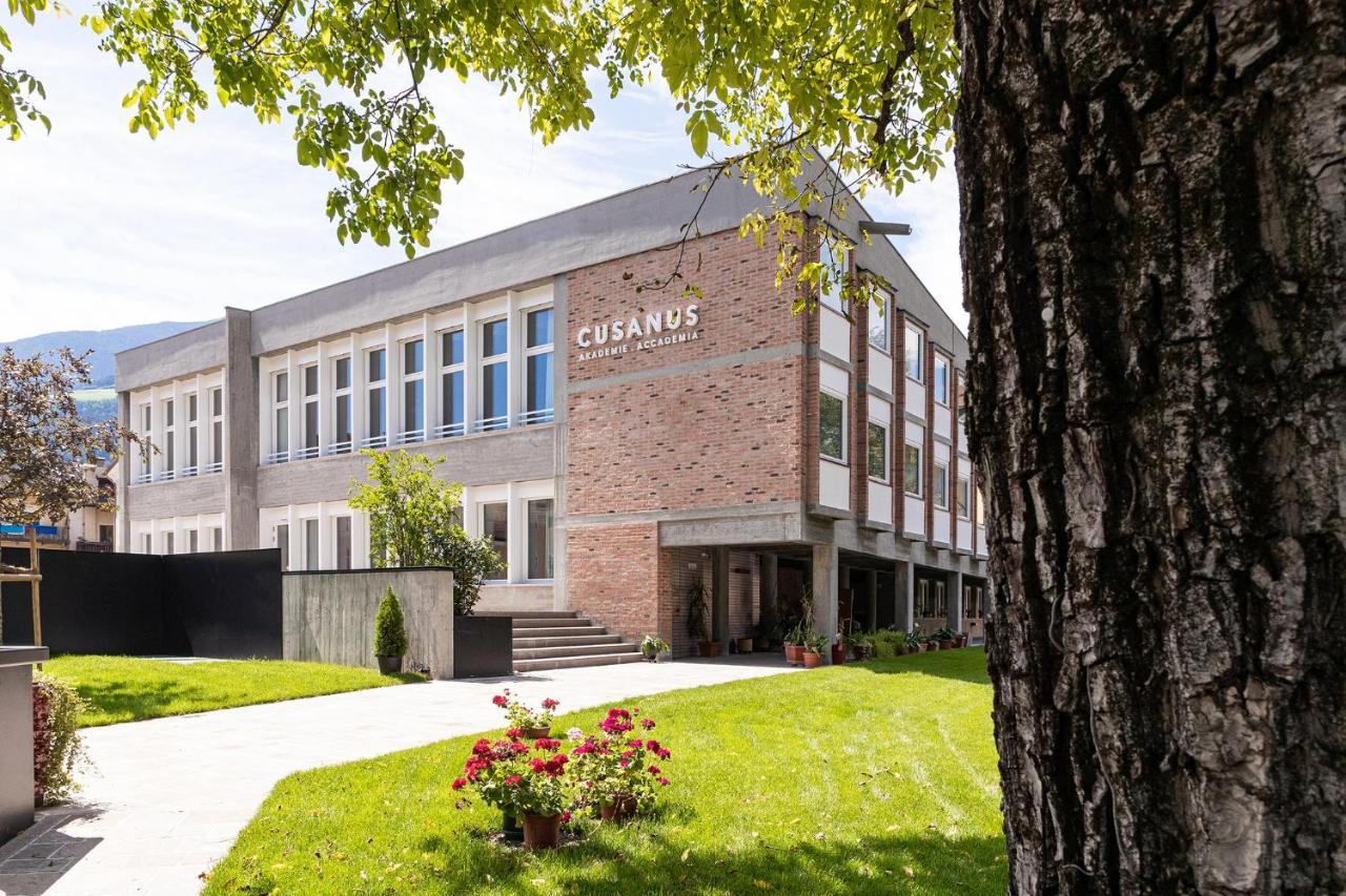 Cusanus Akademie - Accademia Cusanus Bressanone Zewnętrze zdjęcie